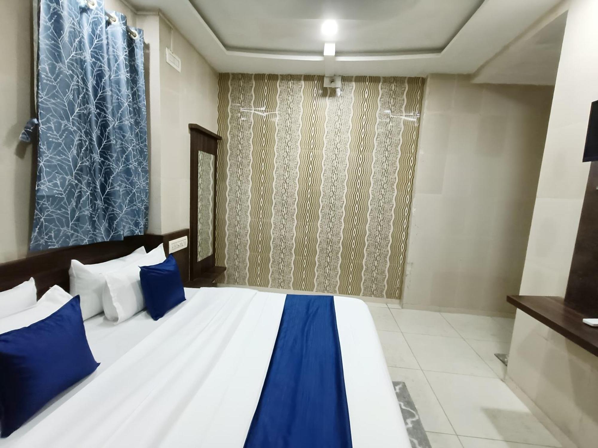 Hotel Shree Nath - 200 Meters From Dwarkadhish Temple Экстерьер фото